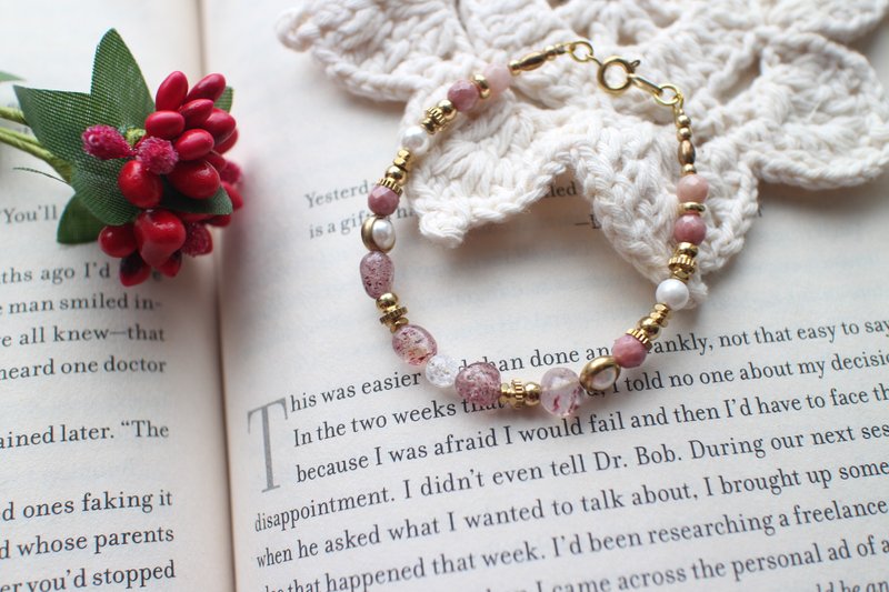 Fuchia~草莓圣诞~草莓晶/母贝/黄铜 手环 - 手链/手环 - 其他金属 