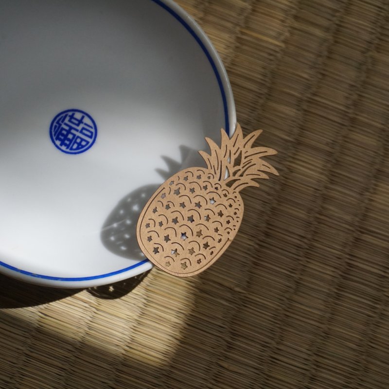 麦麦植物园-凤梨 纸雕书签 | 植物花卉 天然水果 特色文具 - 书签 - 纸 卡其色