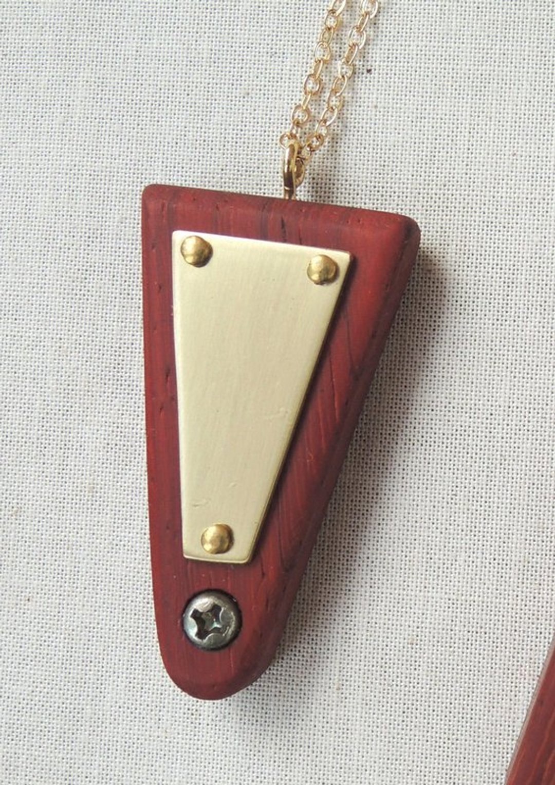 原木/红酸枝木/黄酮/长型倒三角木头项链 - 项链 - 木头 红色