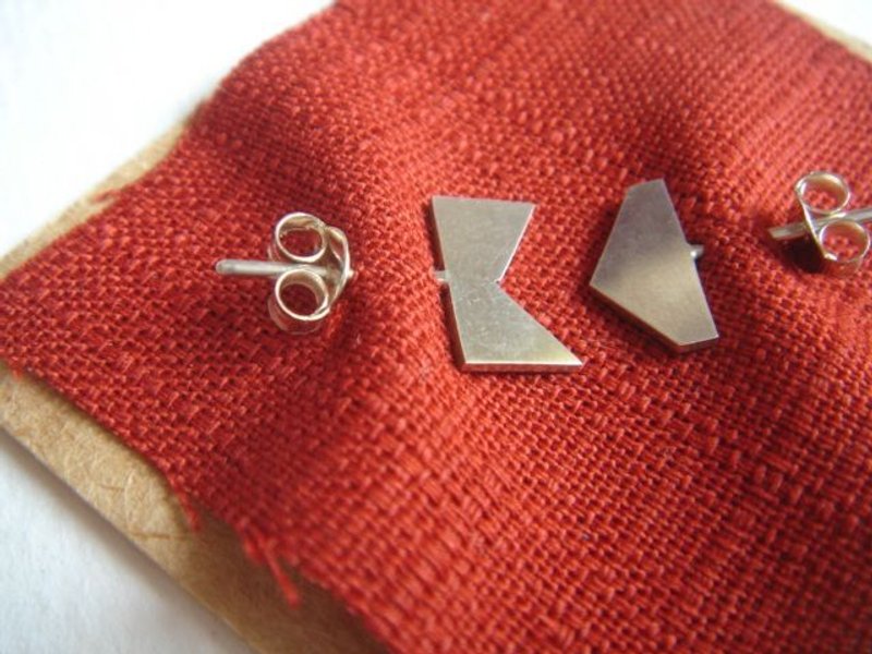 失落的一角 missing piece 耳环#07 - 耳环/耳夹 - 其他金属 