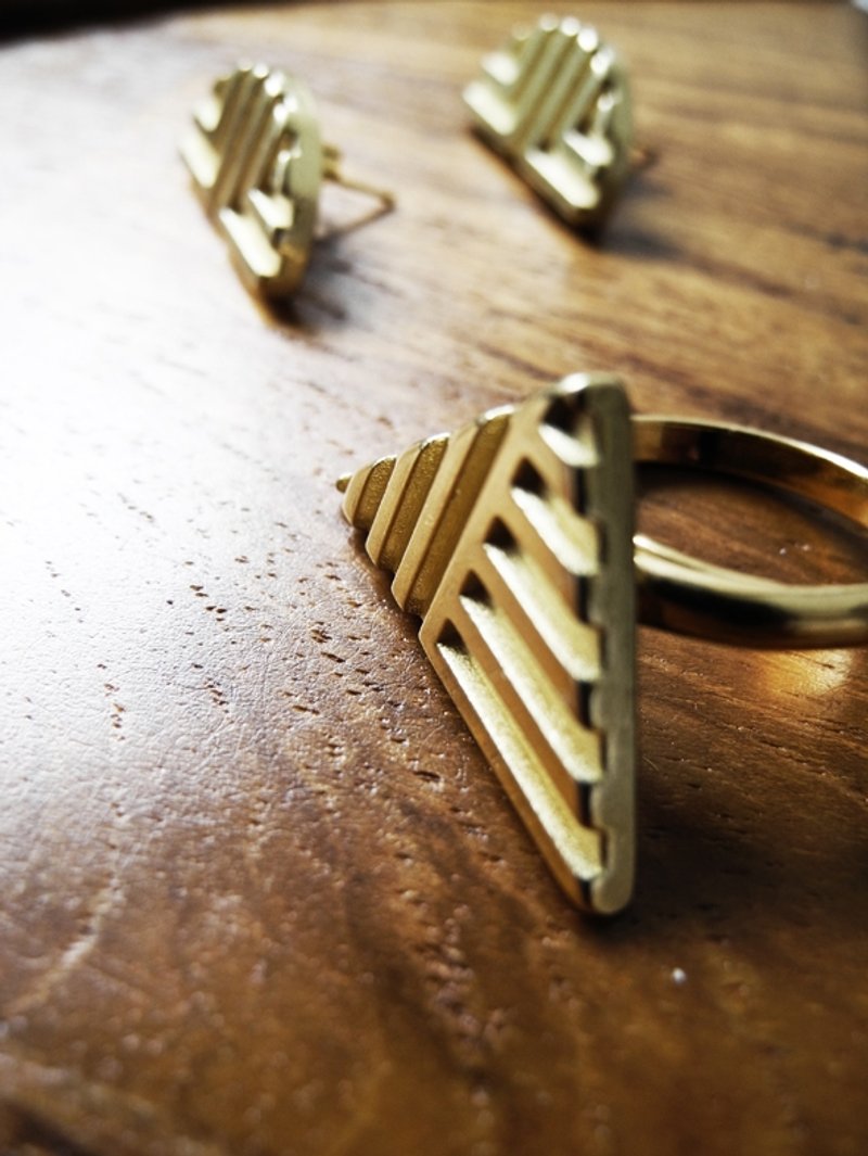 。交错线。戒指 / Crossing Line Collection: Ring - 戒指 - 其他金属 金色