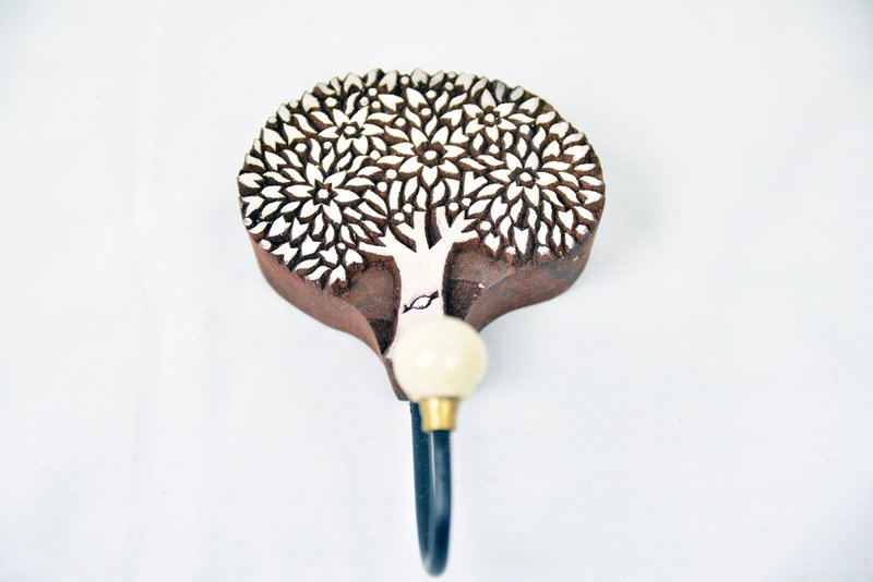 木刻印大树挂钩＿公平贸易 - 摆饰 - 木头 咖啡色