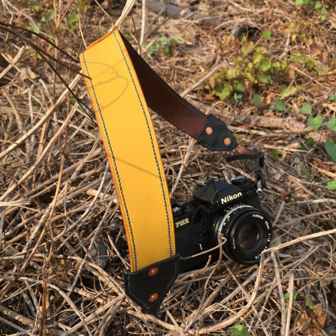 Camera Belt 相机背带 - 相机背带/脚架 - 真皮 黄色