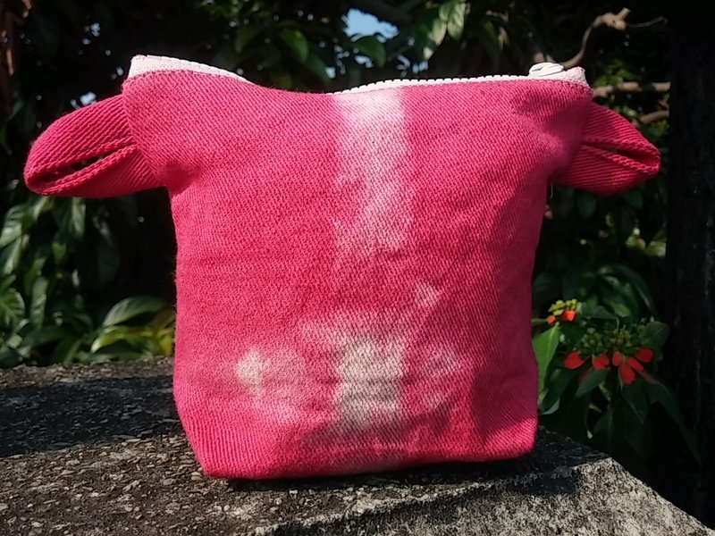 5寸 桃红色底 白色拉链 简约可爱风格 气质桃红色系手染 化妆/杂物/个人用品包 - 化妆包/杂物包 - 棉．麻 红色