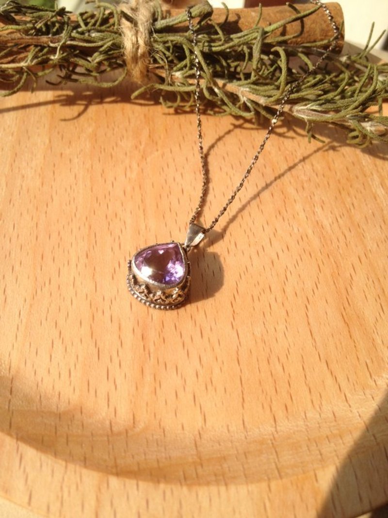 蕾丝紫水晶桃心链 - 项链 - 宝石 紫色