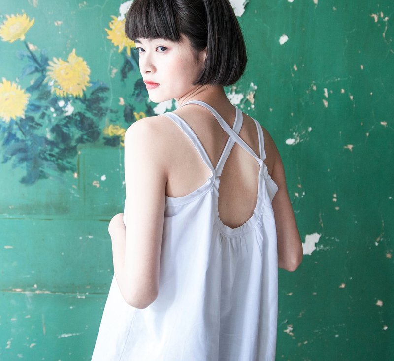 Junction 立体交叉肩带背心_5SF604_白 - 女装上衣 - 棉．麻 白色