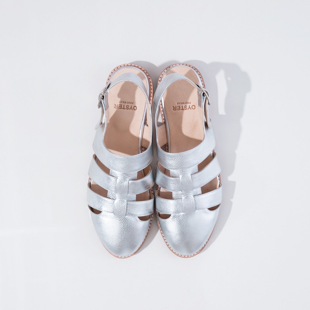 Oyster Sandal Matellic Silver - 女款休闲鞋 - 真皮 灰色