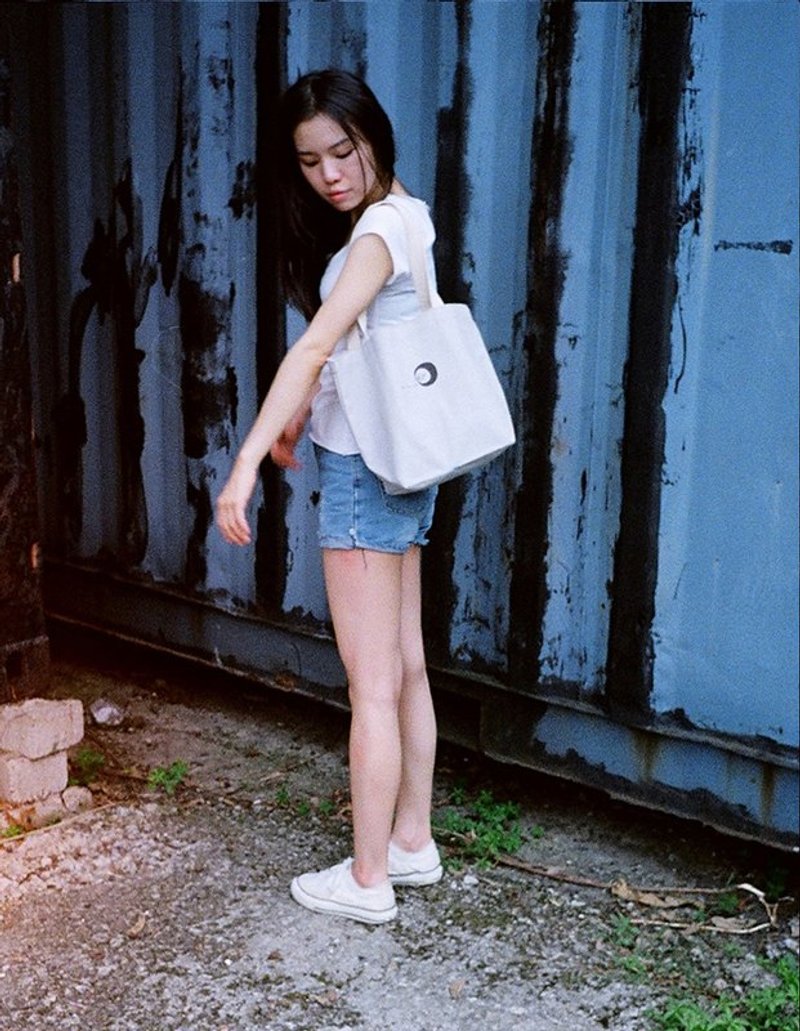 托特小包 [浅灰] - 眼睛LookLookLook - 侧背包/斜挎包 - 其他材质 咖啡色