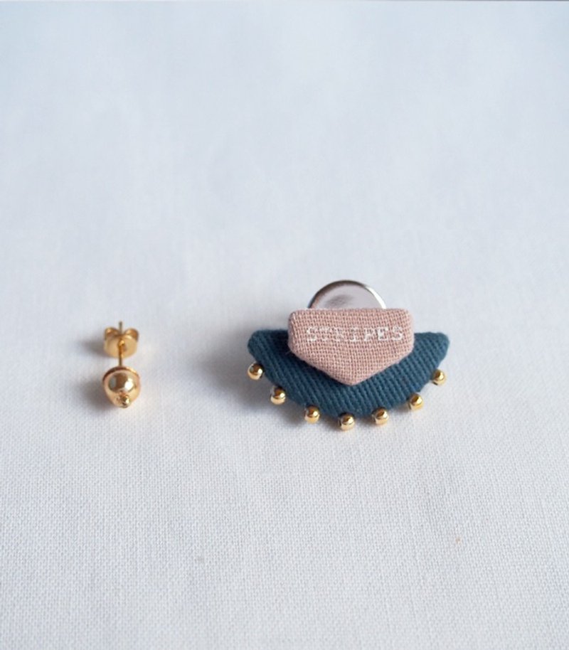 飞宇宙耳环（耳针式・夹式）/ 蓝绿色 x 烟薰粉红( BEAD ) - 耳环/耳夹 - 其他材质 绿色