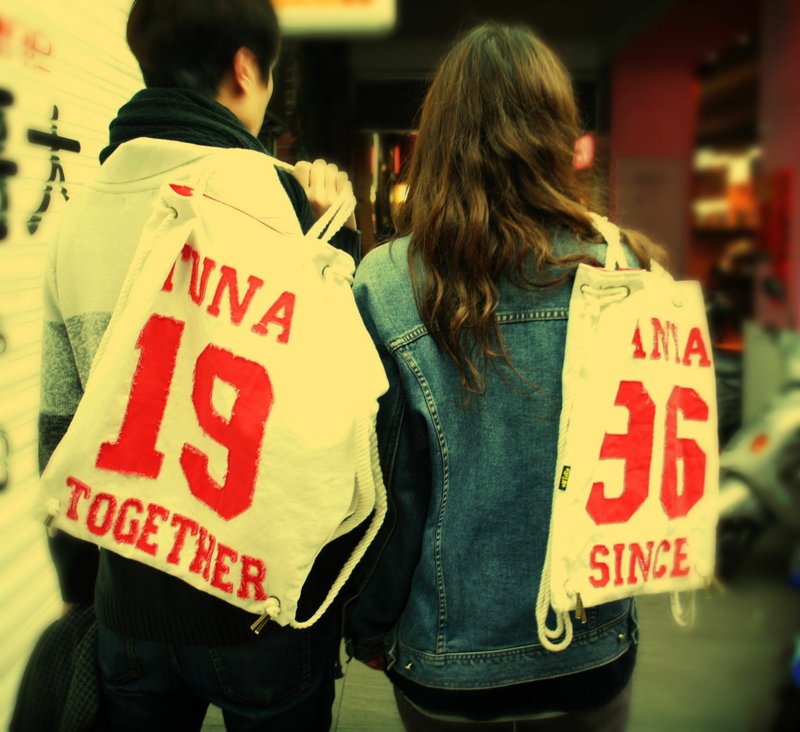 OHTORO Love bag  -- 爱侣订制包 - 束口袋双肩包 - 棉．麻 白色