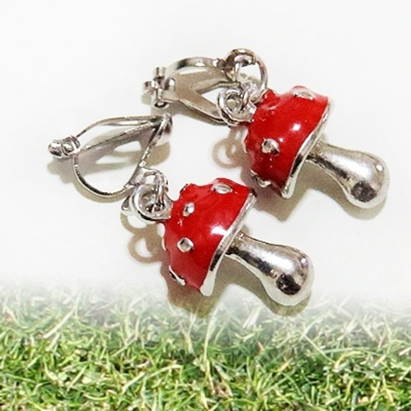 ｛魔Momogugu咕｝红蘑菇森林女孩耳环 (可改耳勾) - 耳环/耳夹 - 其他金属 红色