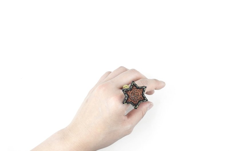 SUE BI DO WA - 手工制作皮革并合手织星星戒指(橙色)-Leather mix with yarn Star Ring - 戒指 - 真皮 橘色