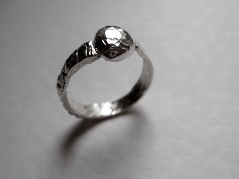 ▓░ 银 / Ying / 戒 / Chieh / ▓░《 笔触：融化—凝固 》 925纯银戒指 - 戒指 - 其他金属 灰色