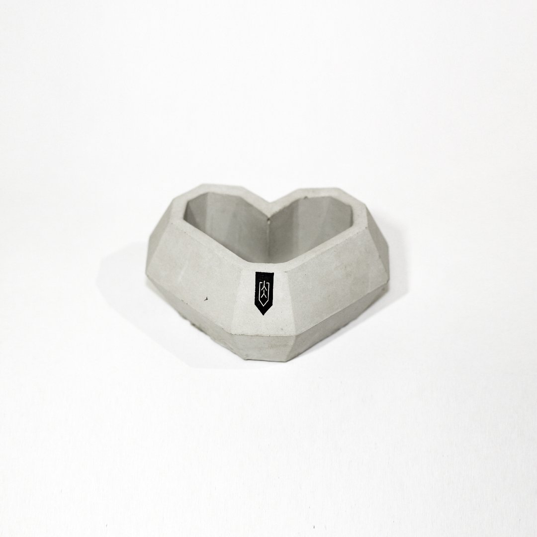 Love-爱心水泥盆-绝版出清 - 植栽/盆栽 - 水泥 灰色