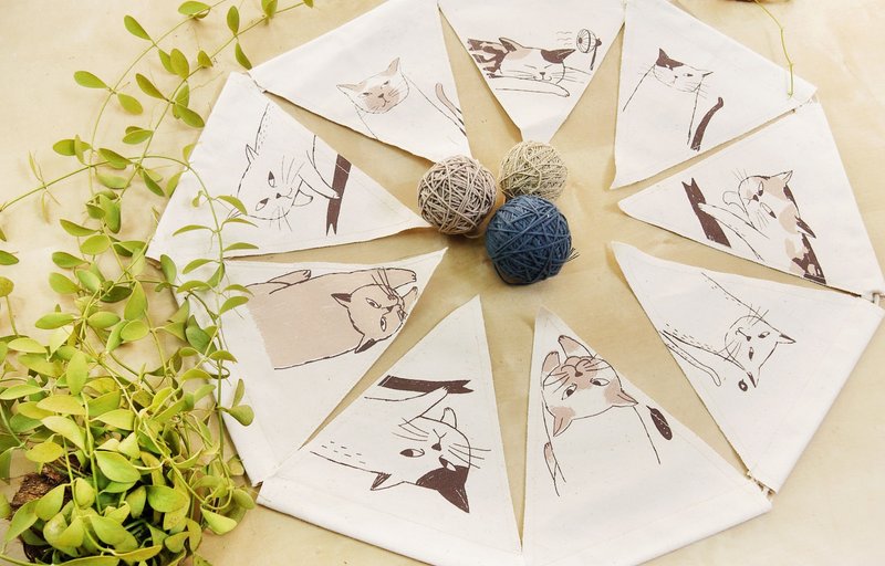 CAT 9 ACTION标记DECORATION - 摆饰 - 棉．麻 卡其色