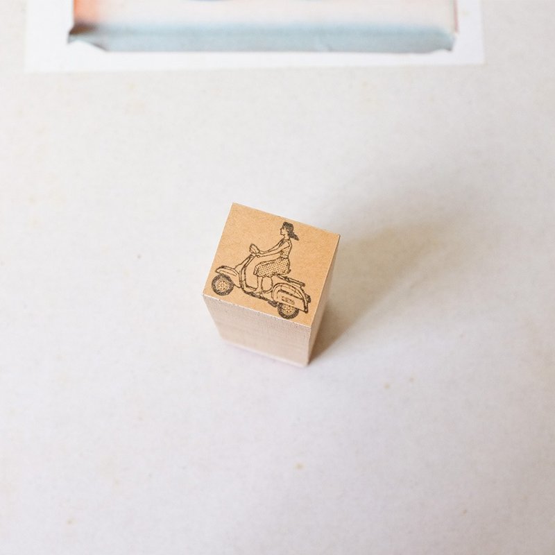 [印章]编号044 Vespa Lady - 印章/印台 - 木头 