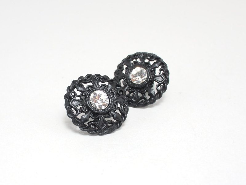 [Circle dot]网罗的心情 - 耳环/耳夹 - 其他金属 黑色