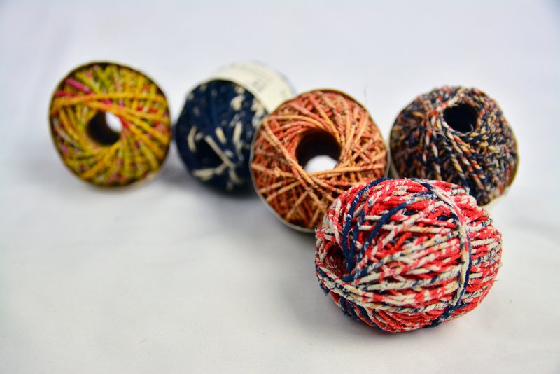 手捻回收纱丽线-彩色-公平贸易 - 编织/刺绣/羊毛毡/裁缝 - 棉．麻 多色