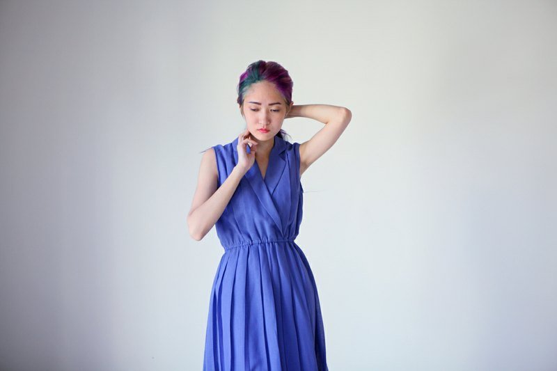 A ROOM MODEL - VINTAGE，CD-0936 芋头紫素面百折无袖洋装 复古着下北泽 - 洋装/连衣裙 - 其他材质 紫色