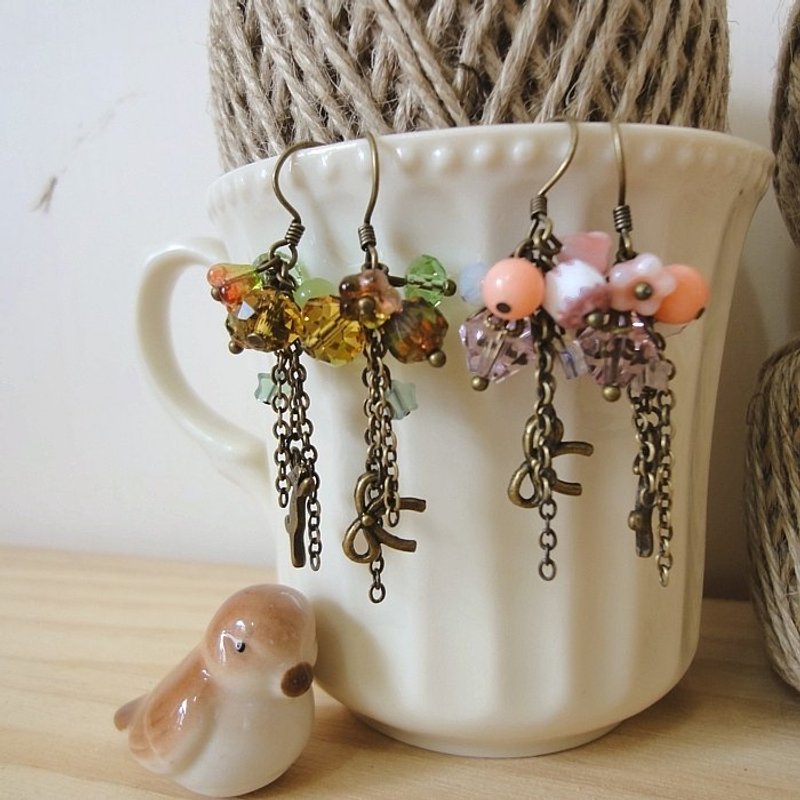 {KPC0025}蝴蝶结小兔古铜耳环-秋叶/甜粉 - 耳环/耳夹 - 宝石 咖啡色