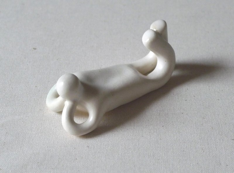 Sloth chopstick rest (A-type / white) - 餐刀/叉/匙组合 - 其他材质 