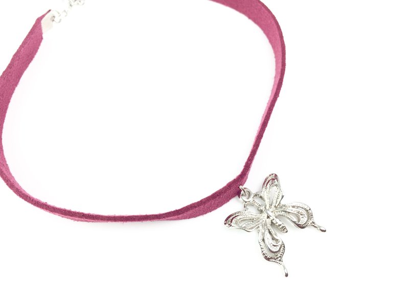 银色蝴蝶-紫桃粗版颈链 - 项链 - 真皮 粉红色