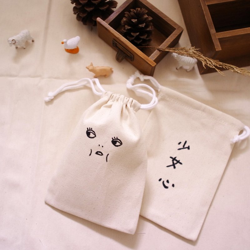 少女心小东西束口袋 - 其他 - 棉．麻 白色