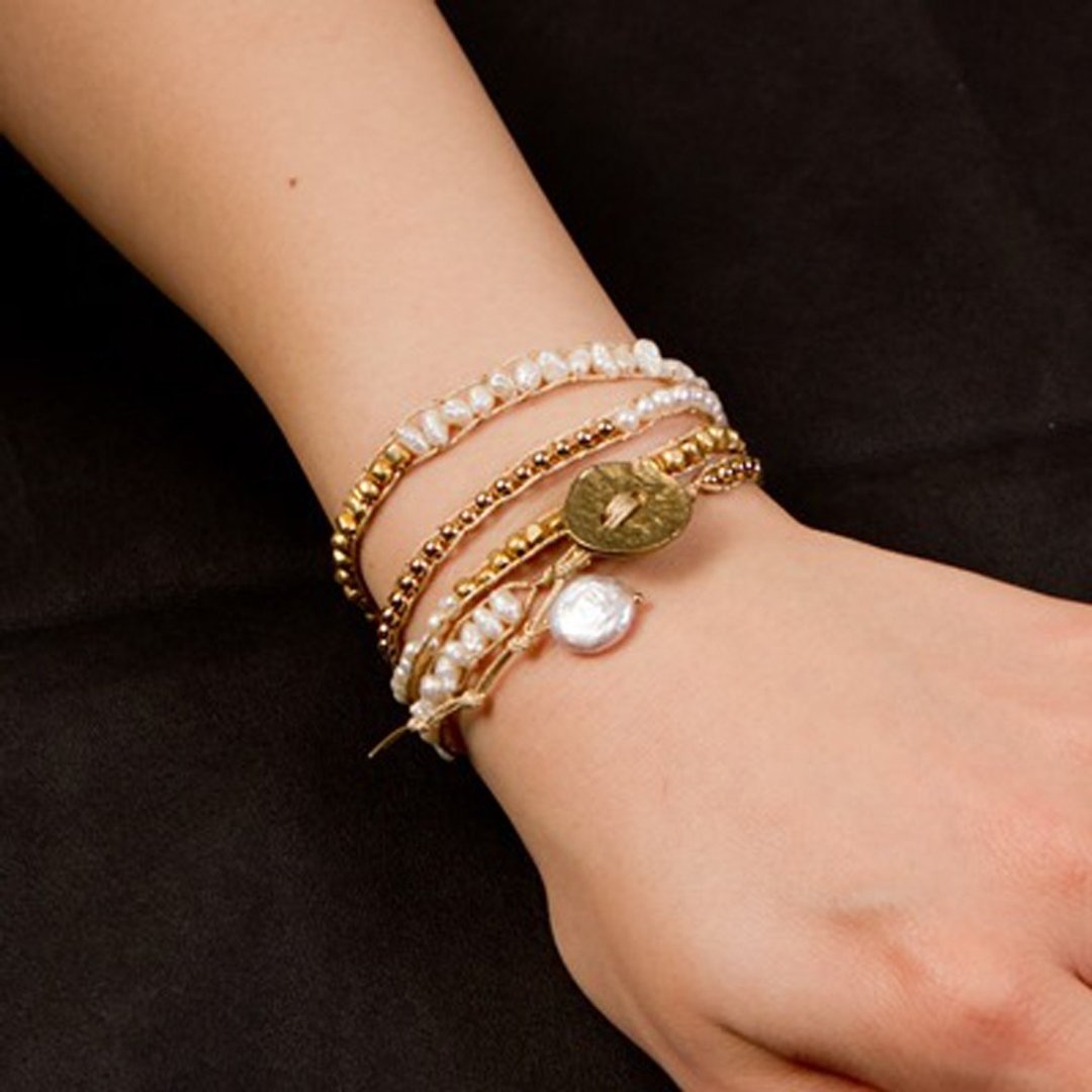 Wrap bracelet, freshwater pearl and gold-colored stylish wrap bracelet, WrapBr01 - 手链/手环 - 其他金属 白色