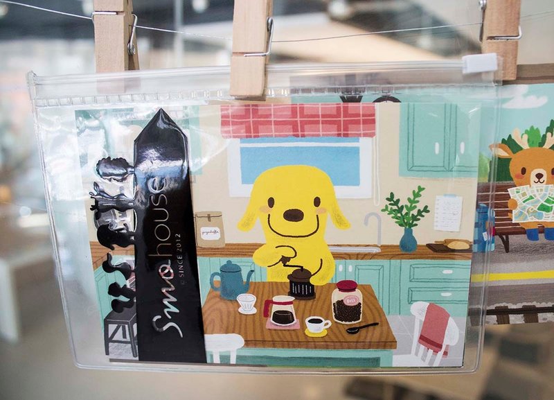 [Poca] 日常生活明信片：狗店长品咖啡（编号50） - 卡片/明信片 - 纸 黄色