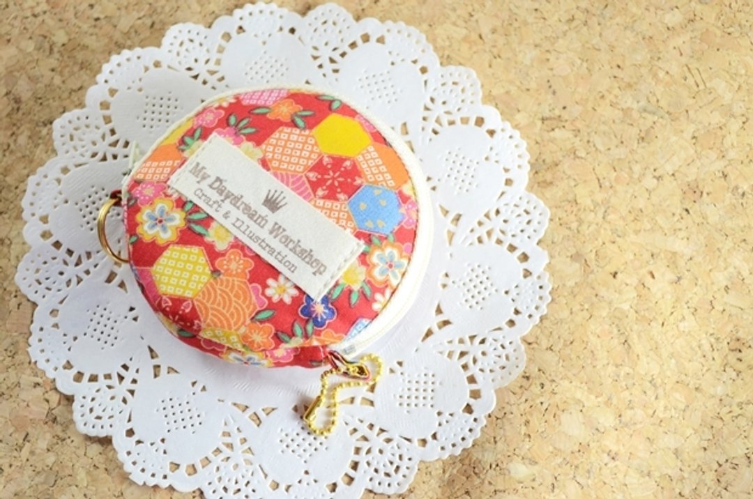 My Daydream Workshop 碎花可爱复古田园圆形散子包零钱包小收纳包锁匙包 - 零钱包 - 其他材质 多色