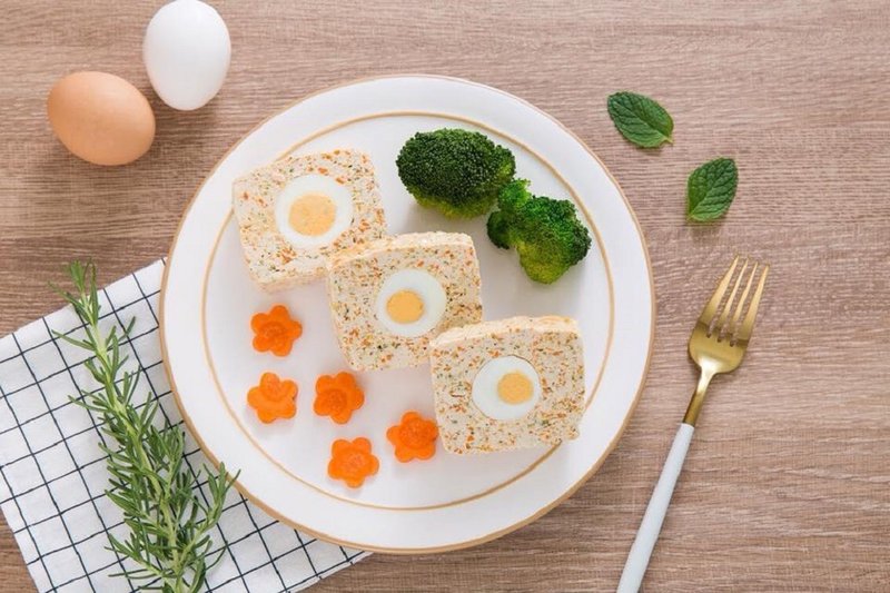 宠物轻食--#现货#鸡肉磅蛋糕(一条6片) - 猫罐头/鲜食 - 新鲜食材 黄色