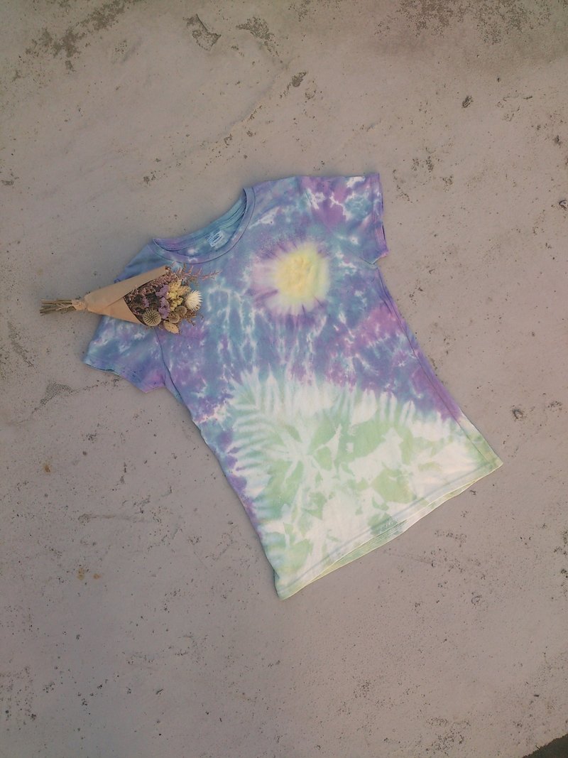 手染 渲染 染色 T恤 定制 中性款/女款 交换礼物 圣诞礼物 生日礼物 情人节礼物 [山间月亮] - 中性连帽卫衣/T 恤 - 棉．麻 蓝色