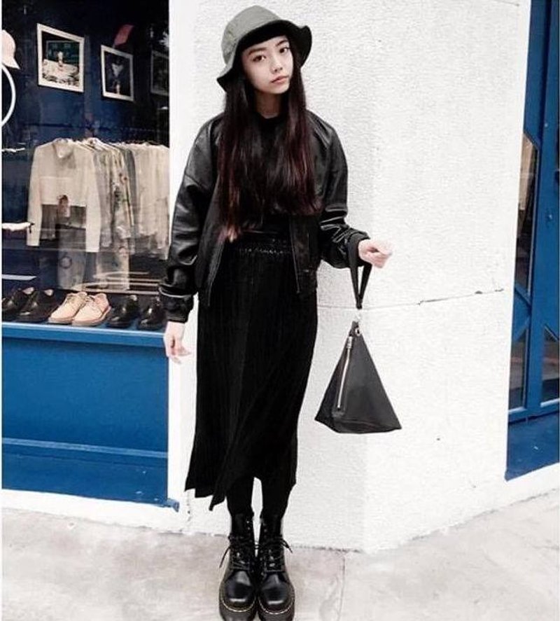 AM0000 ||| 低限主义 Minimalism 几何 不规则 立体三角包  消光黑/乳胶白 下单后5个工作天出货(不含假日) - 手提包/手提袋 - 其他材质 黑色