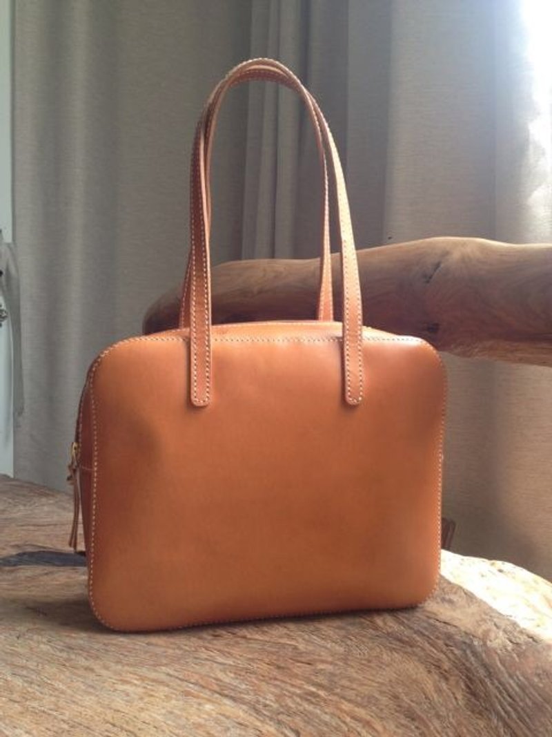 极简公事包 - 侧背包/斜挎包 - 真皮 卡其色