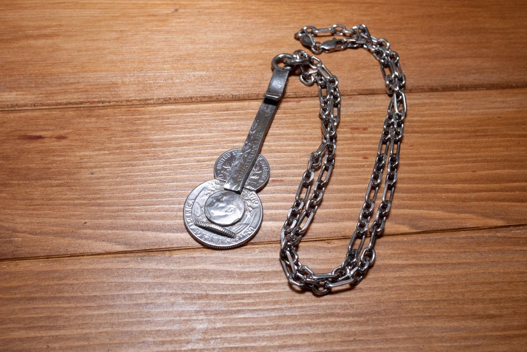 Dreamstation皮革鞄研所，美国25C银币吉他造型项链Silver necklace 嘻皮，哈雷，重机 - 项链 - 其他金属 银色