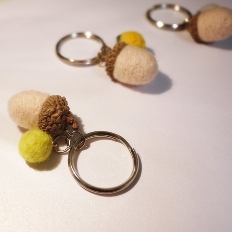 Hanju's羊毛儿。手作 DIY 小橡果儿 原创系列 羊毛毡 手机吊饰 - 玩偶/公仔 - 羊毛 粉红色