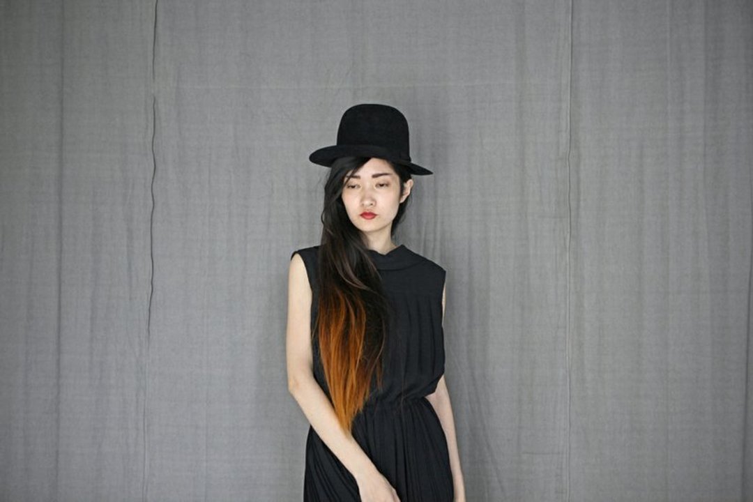 A ROOM MODEL - VINTAGE，CD-0667 LOVERICH黑色翻领百折无袖洋装 复古着下北泽 - 洋装/连衣裙 - 其他材质 黑色
