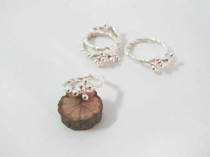 Màn 工【蔓蔓 x 戒指】 - 戒指 - 其他金属 白色