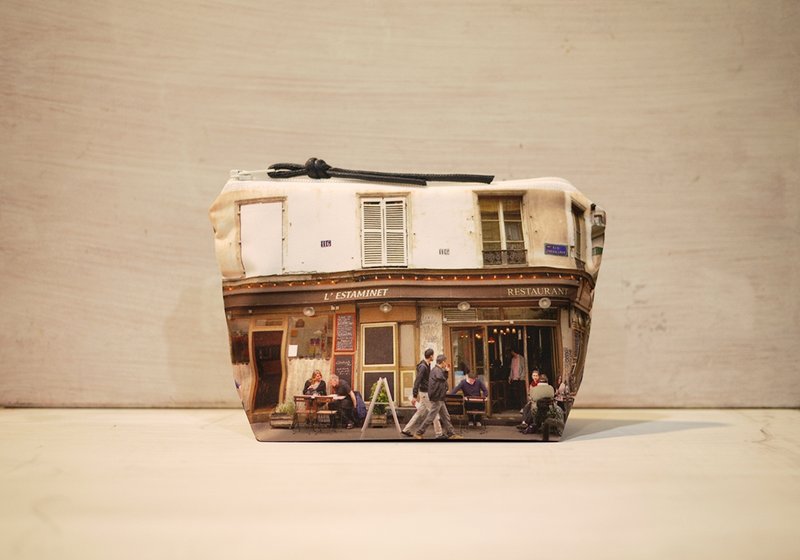 【好好去旅行】水饺型化妆包【咖啡时光】 - 化妆包/杂物包 - 其他人造纤维 咖啡色