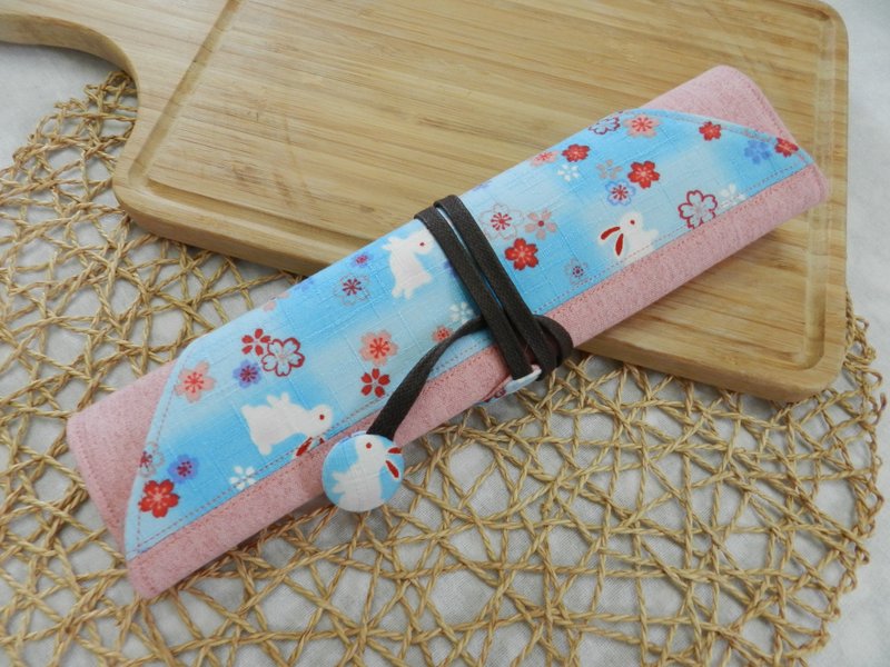 浅蓝樱花兔~环保筷套/餐具包/餐具收纳袋(4格式) - 收纳用品 - 棉．麻 多色