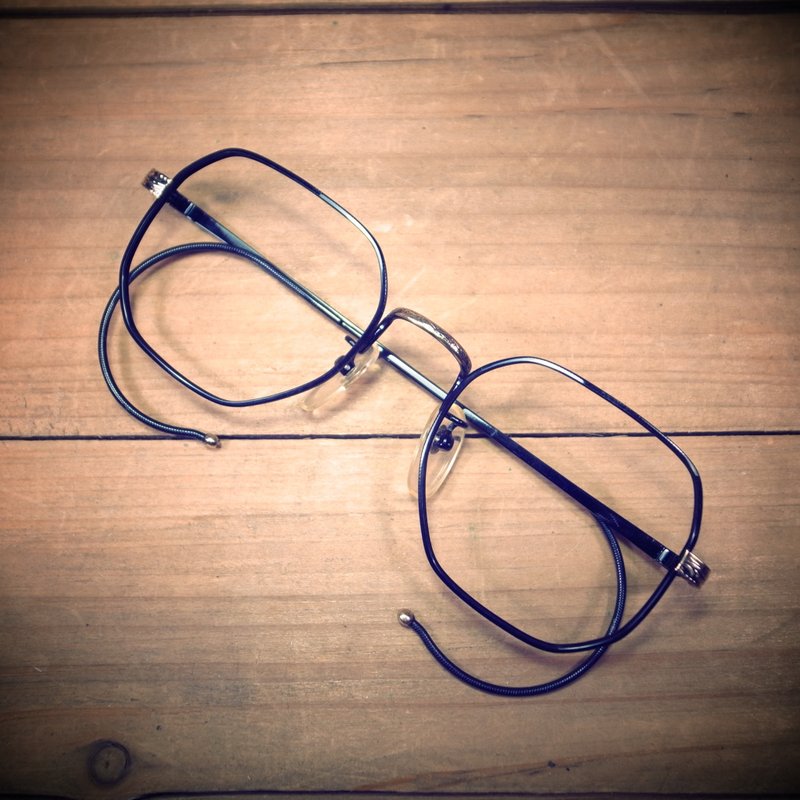 [ 老骨头 ] 早期 黑x金 五角框 复古后勾式 类雷朋 金属镜框 古董 vintage 古着G - 眼镜/眼镜框 - 其他金属 黑色