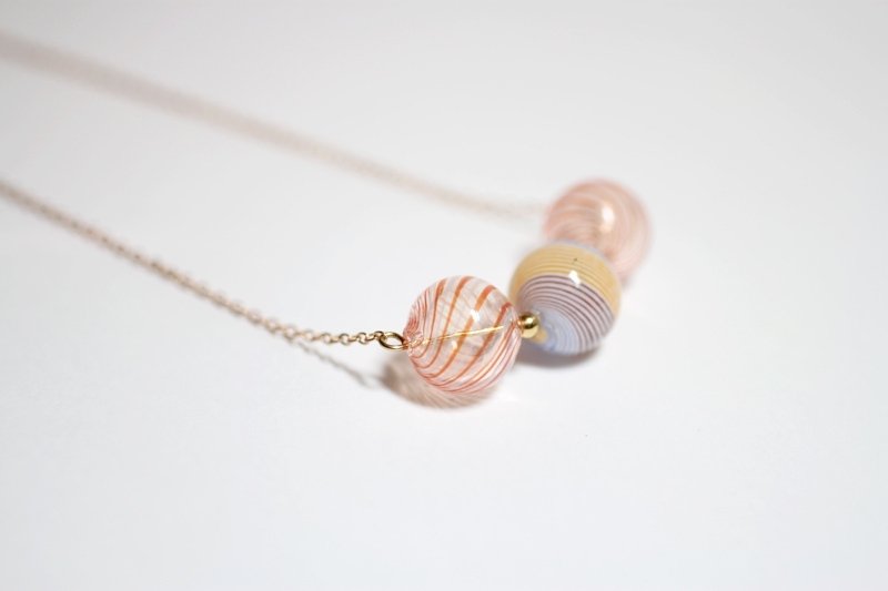 条纹控 粉橘色手工玻璃球黄铜造型项链 长链/短链/锁骨链 - 项链 - 玻璃 橘色