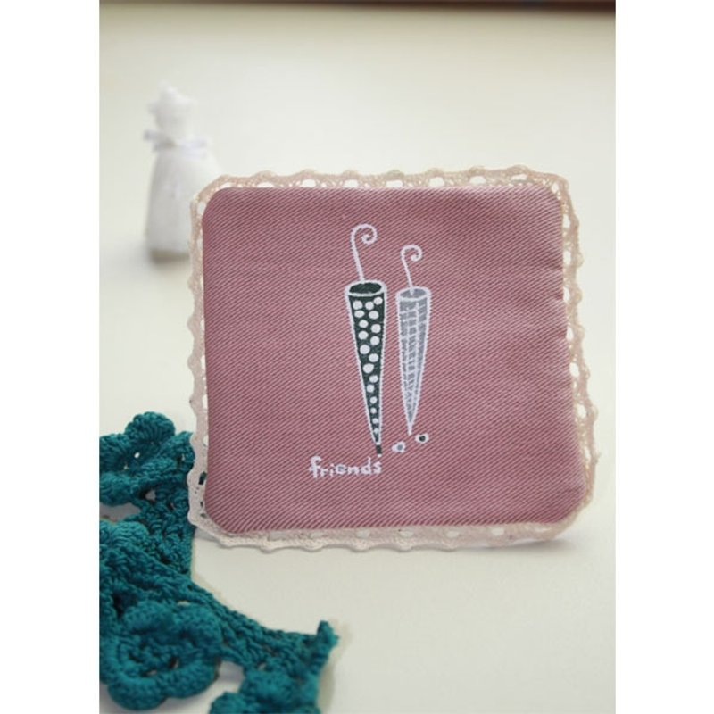 手绘 friends 雨伞蕾丝杯垫 (粉+胚布) - 杯垫 - 其他材质 粉红色