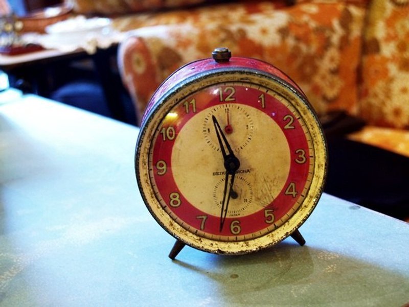 Vintage。台湾老货。<日本制>红色发条钟。拍摄道具(包邮) - 其他 - 其他材质 红色