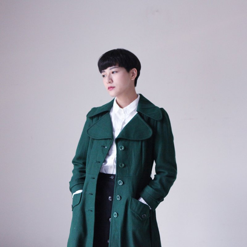 A ROOM MODEL - VINTAGE，CJ-2143 绿色腰身毛呢长外套 复古着下北泽 - 女装休闲/机能外套 - 其他材质 绿色