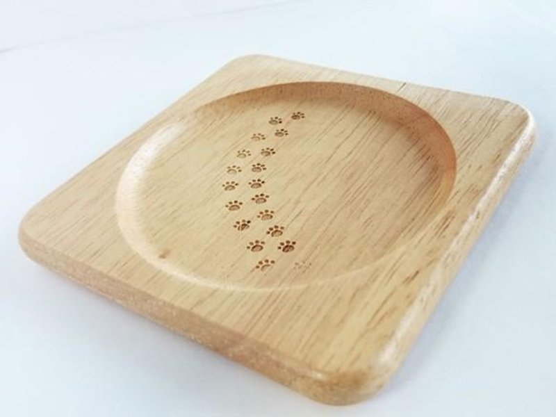 肉球脚印杯垫 - 杯垫 - 木头 金色