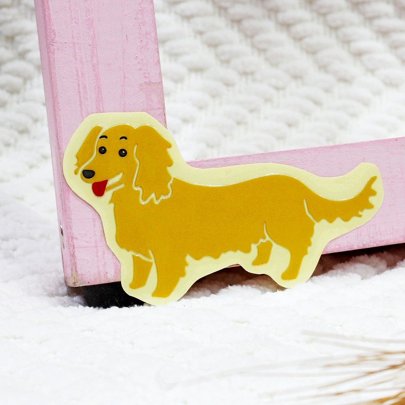 [反光贴纸] 腊肠 Sausage Dog 4.3*8 cm - 贴纸 - 纸 多色