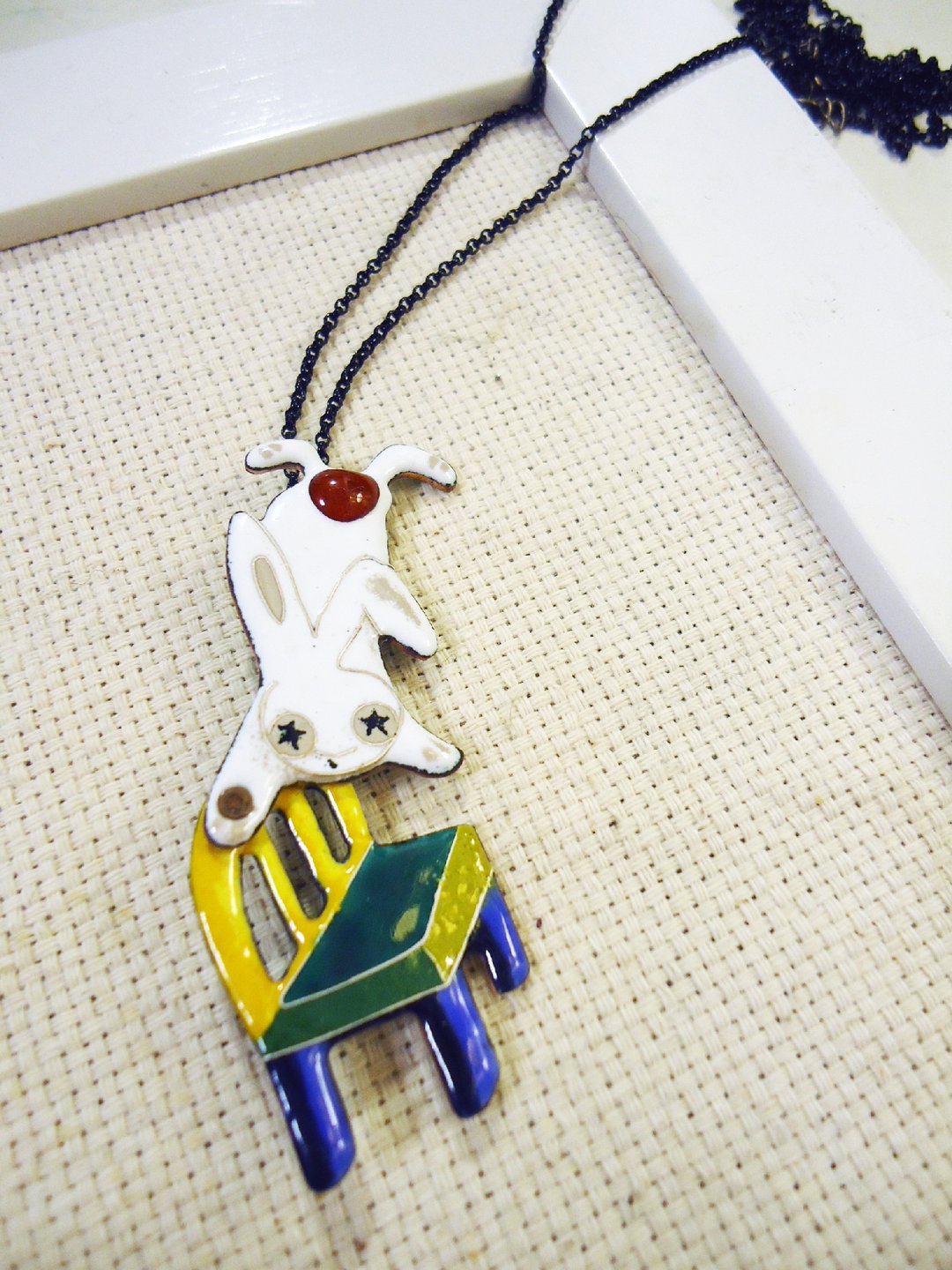 Naughty Rabbit Enameling Necklace 玩耍兔珐琅项链 - 项链 - 其他金属 绿色