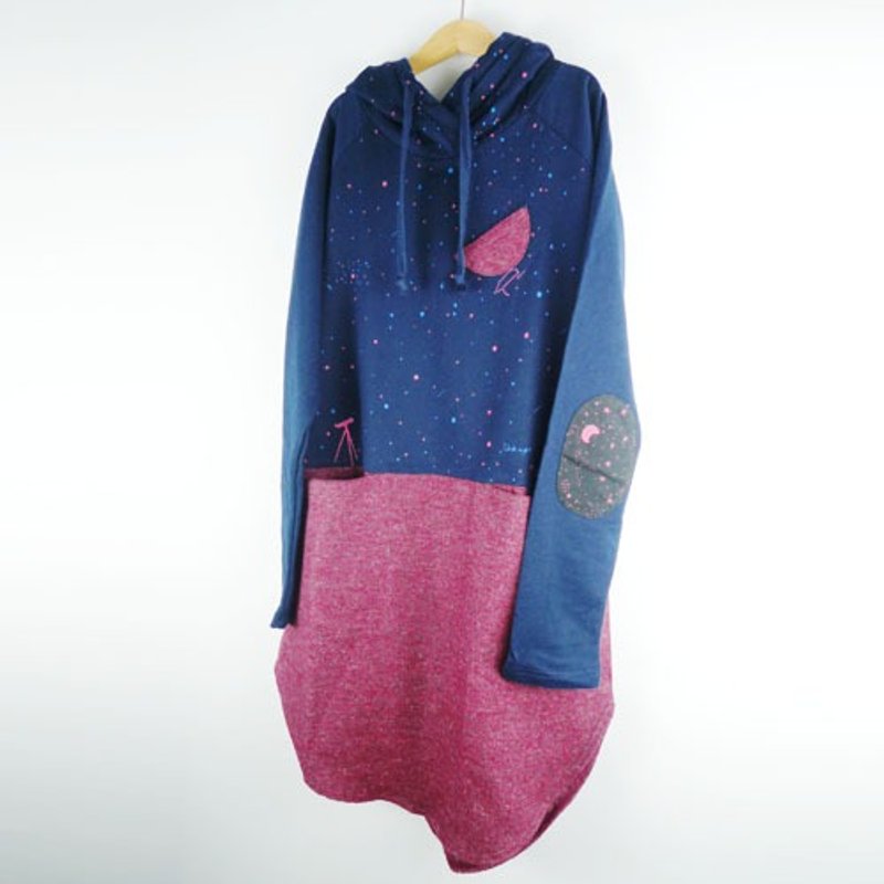 ：Urb.【星星和月儿】双色拼接/连帽口袋衣/长短二穿/ 深蓝 (下:红色系) - 洋装/连衣裙 - 其他材质 红色