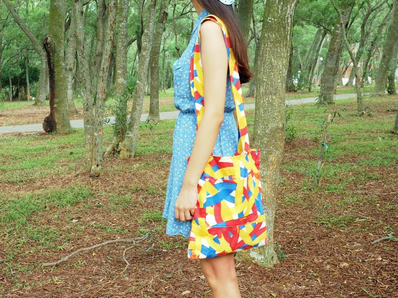 【童心未泯】番茄芥末口味斜侧背大包包 - 侧背包/斜挎包 - 其他材质 多色